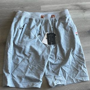 Brand new Reverb medium shorts!!!